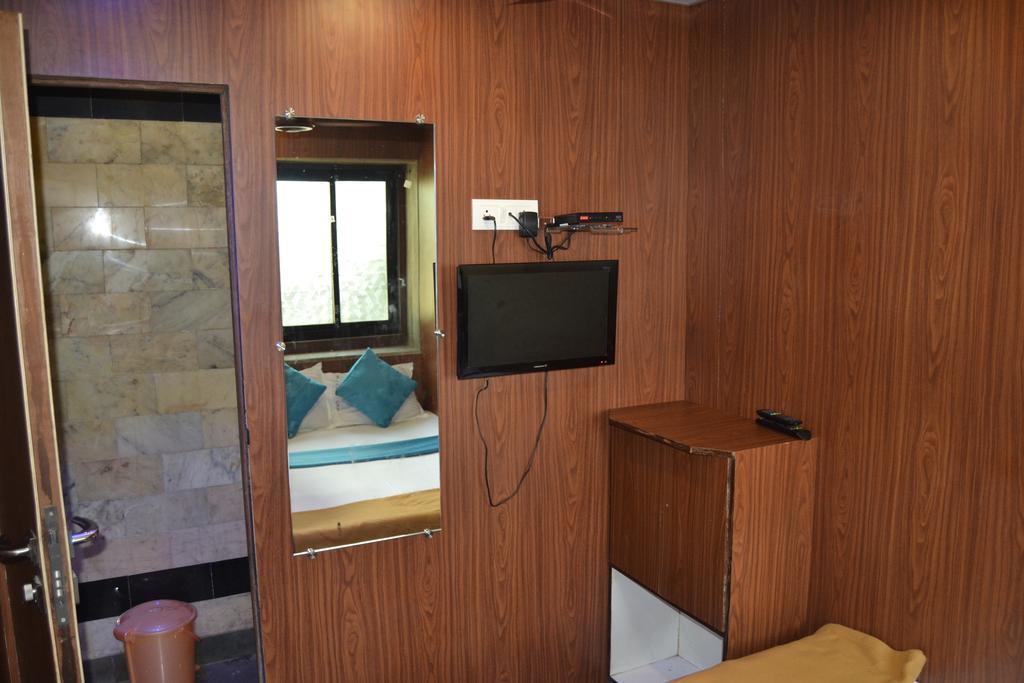 Zahra Guest House Mumbai Exterior photo